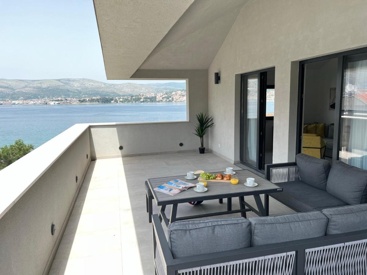 Beachfront House Olbia With Private Parking โตรกีร์ ภายนอก รูปภาพ