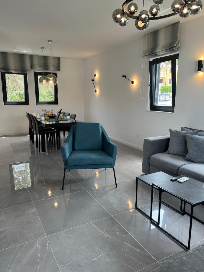 Beachfront House Olbia With Private Parking โตรกีร์ ภายนอก รูปภาพ